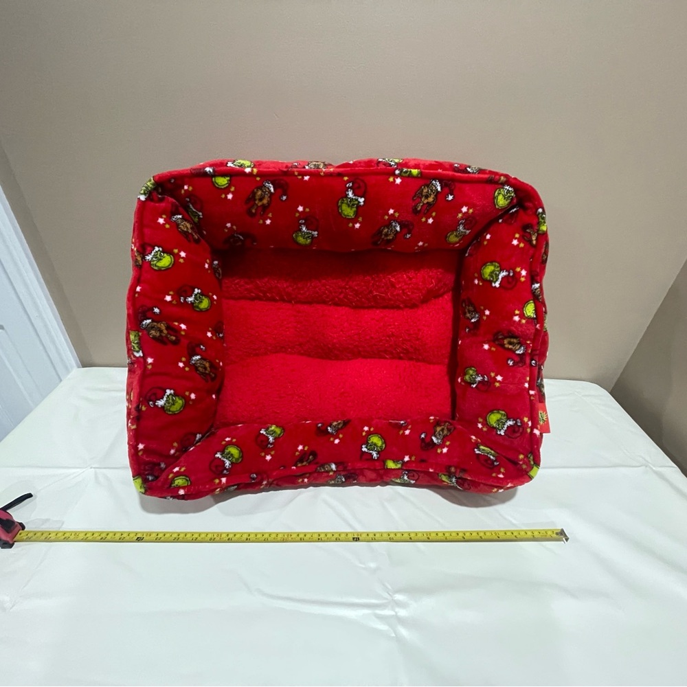 Grinch Red Cartoon Character Pet Bed